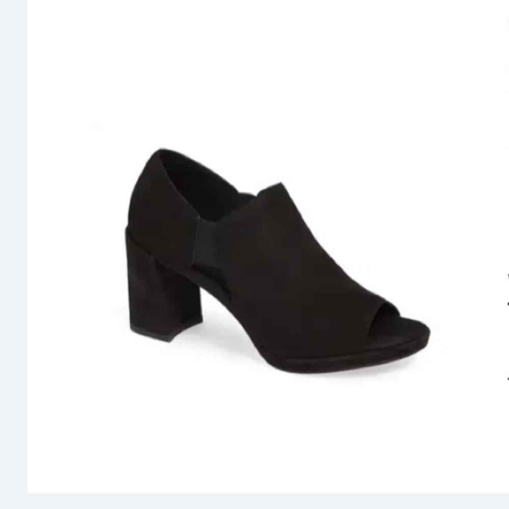 Eileen Fisher Milton Peep Toe Sandal